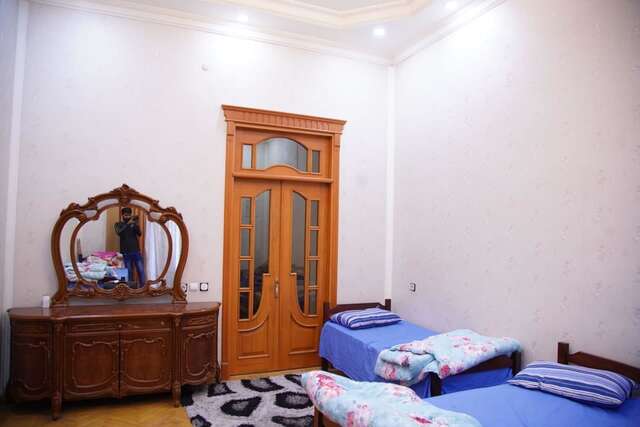 Апартаменты TRAVEL OWN HOSTEL Баку-14