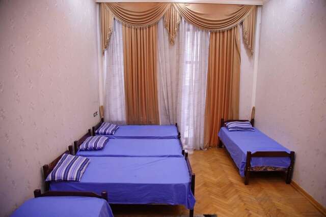 Апартаменты TRAVEL OWN HOSTEL Баку-7